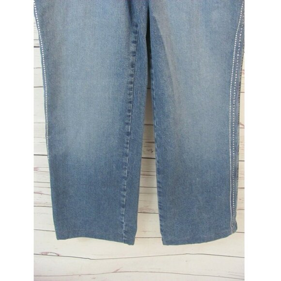 Cambio Jeans Women's Size 8 (28 x 28) Bootcut Medium Wash Mid Rise Rhinestones - Picture 8 of 11